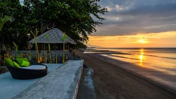 Pemandangan pantai/laut