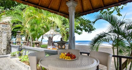 Spice House inn Down Stair