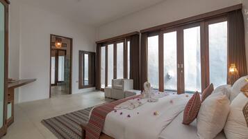 Luxury Villa, 3 Bedrooms, Private Pool, Sea View | 3 bedrooms, free WiFi, bed sheets