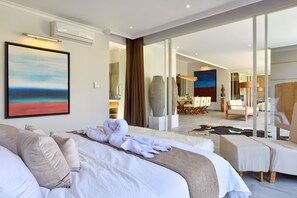 ラグジュアリー ヴィラ 3 ベッドルーム プライベートプール ビーチビュー | 3 室のベッドルーム、旅行用ベビーベッド、WiFi (無料)、ベッドシーツ