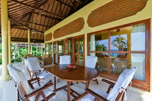 Villa, 3 Bedrooms | In-room dining