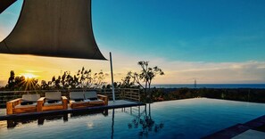 Private pool - Villa Sentosa (Sukasada)