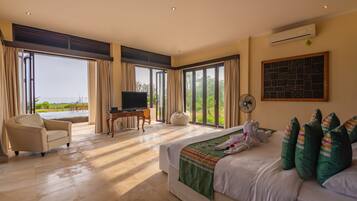 Luxury Villa, 4 Bedrooms, Private Pool, Beach View | 4 bedrooms, free WiFi, bed sheets