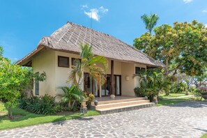 Front of property - Villa Lotus (Buleleng)