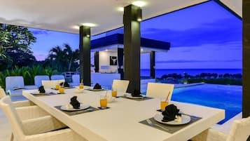 Luxury Villa, 2 Bedrooms, Private Pool, Ocean View | In-room dining