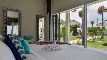 Luxury-Villa, 4 Schlafzimmer, eigener Pool, Strandblick | 4 Schlafzimmer, kostenloses WLAN, Bettwäsche