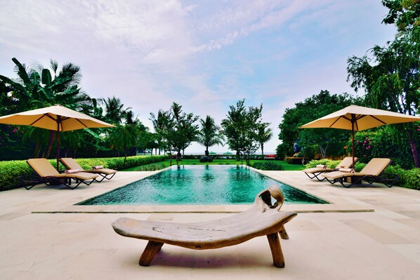 Luxury Villa, 6 Bedrooms, Private Pool, Beach View | Private pool