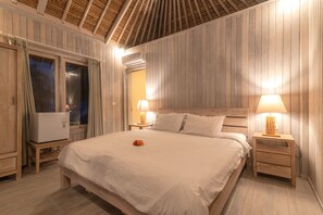 クラシック ヴィラ 4 ベッドルーム プライベートプール ビーチビュー | 2 室のベッドルーム、WiFi (無料)