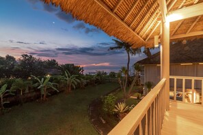 Garden view - Villa Lumbung (Sukasada)