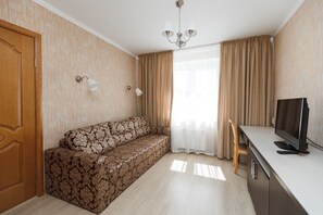 Luxury Quadruple Room - Familia Hotel (Mostovskoy)