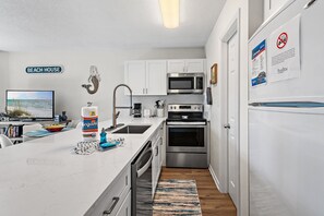 Fridge, microwave, oven, stovetop - Gulfview II 205 – Across from Beach, Free Beach Service, Walk to Dining (Destin)