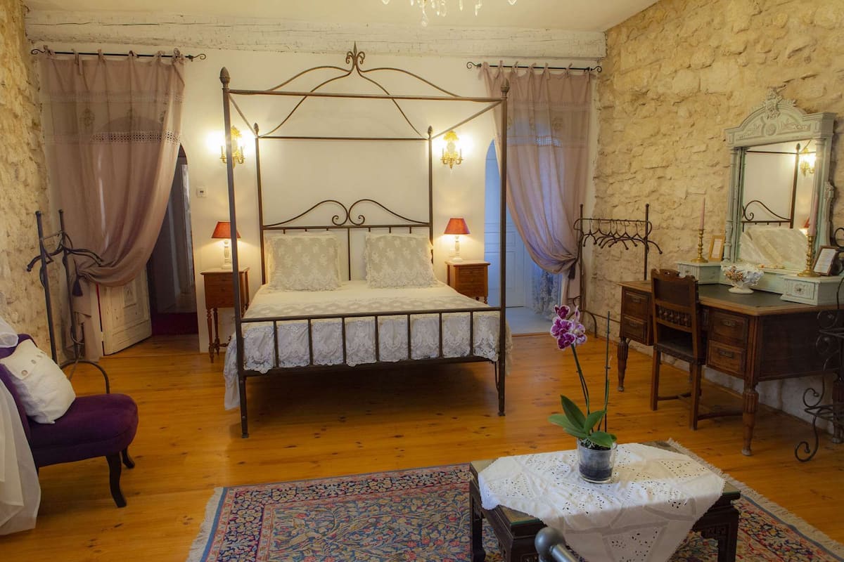 Deluxe-Doppelzimmer (Reine Margaux) | Allergikerbettwaren, Select-Comfort-Betten, individuell dekoriert