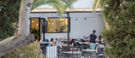 Restauration extérieure