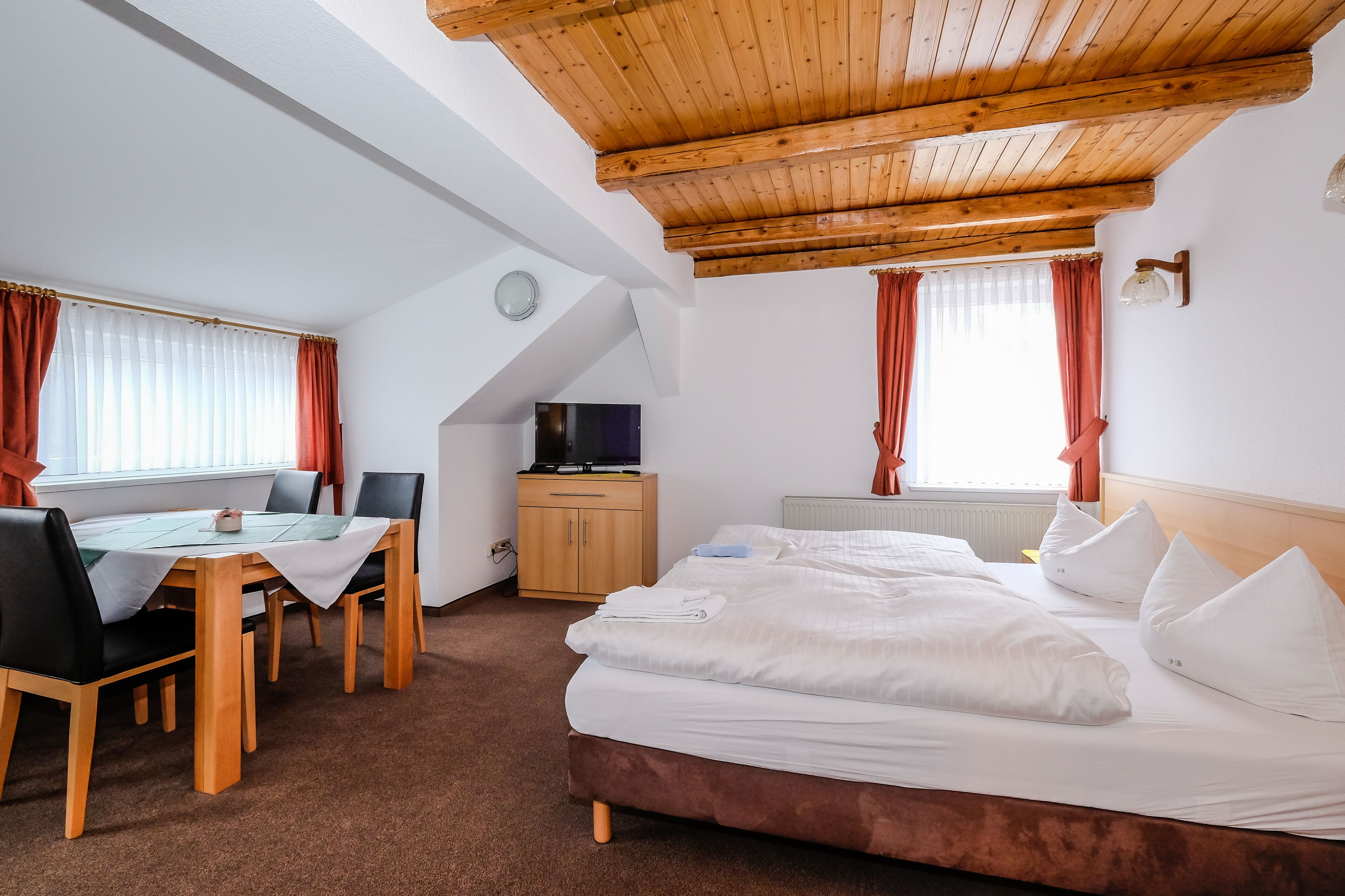 Apartment, 1 Bedroom, Kitchen | Individually decorated, individually furnished, desk, laptop workspace