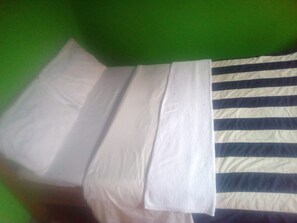 Doppelzimmer | Schreibtisch, kostenloses WLAN, Bettwäsche