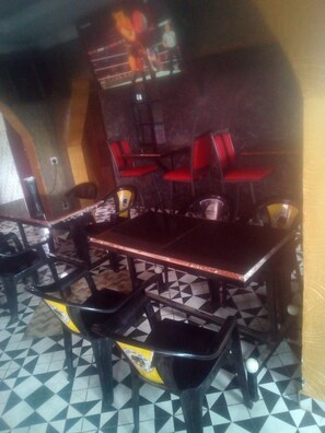Restaurant - Silk Guest House (Nairobi)