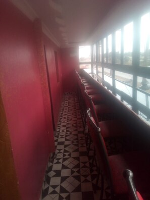 Bar (on property) - Silk Guest House (Nairobi)