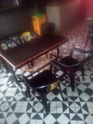 Breakfast area - Silk Guest House (Nairobi)