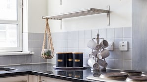 Deluxe Apartment | Private kitchen