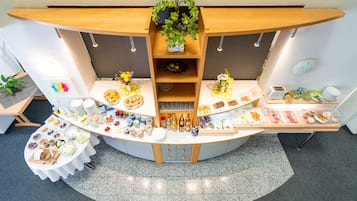 Buffet breakfast on weekdays (EUR 11 per person)