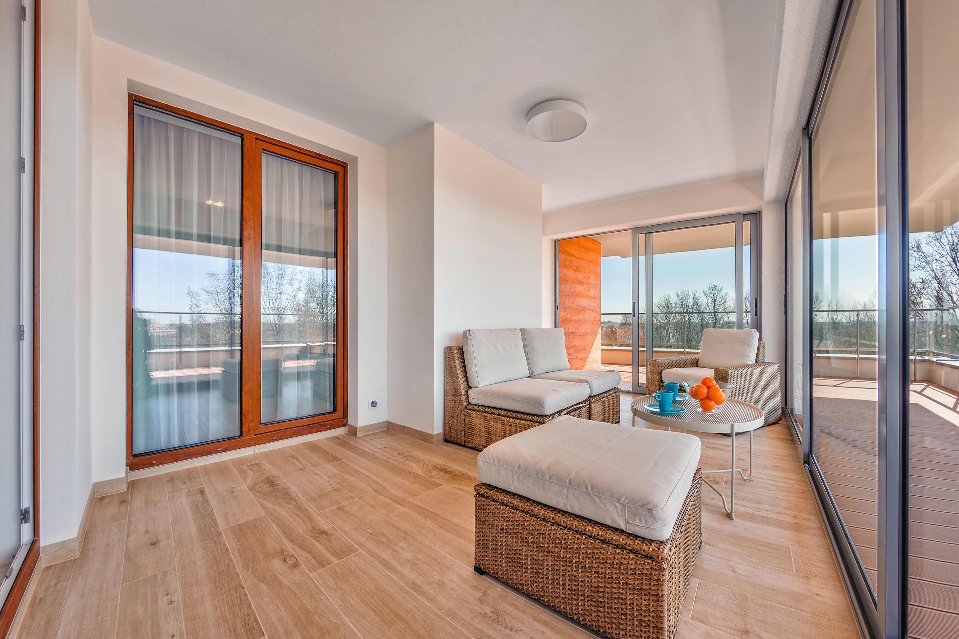 Apartment (9/45) | Individually decorated, individually furnished, laptop workspace