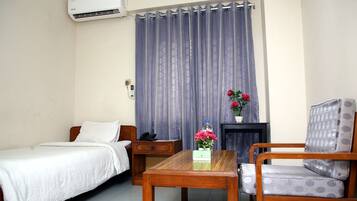 Arbetsyta för laptop och gratis wi-fi