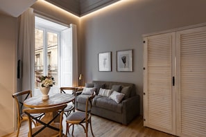 Standard Apartment, 1 Bedroom | Living area | Smart TV - Ferrini Home - Rindone 6 (Catania)