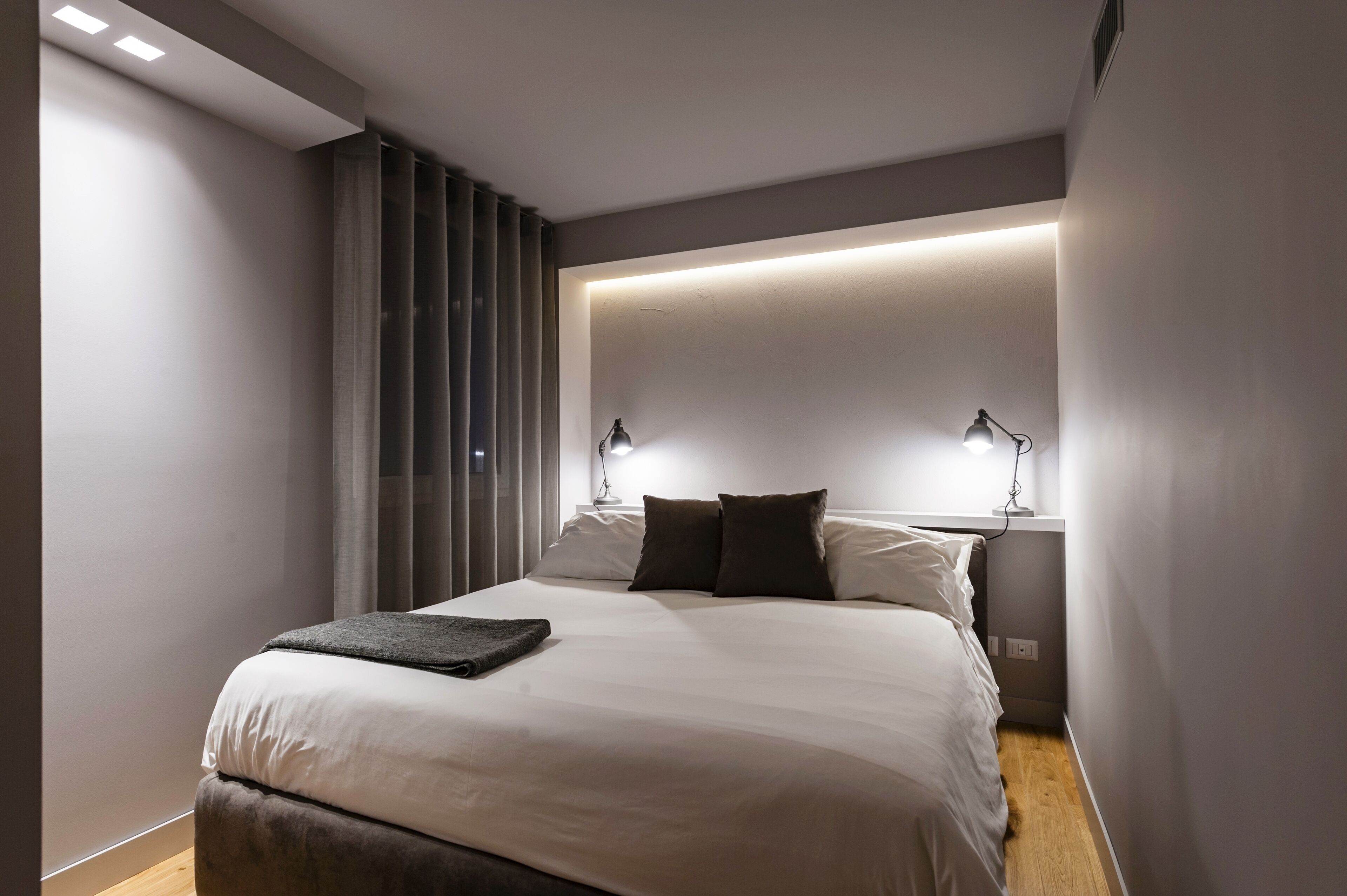 Standard Apartment, 1 Bedroom | 1 bedroom, soundproofing, iron/ironing board, cots/infant beds