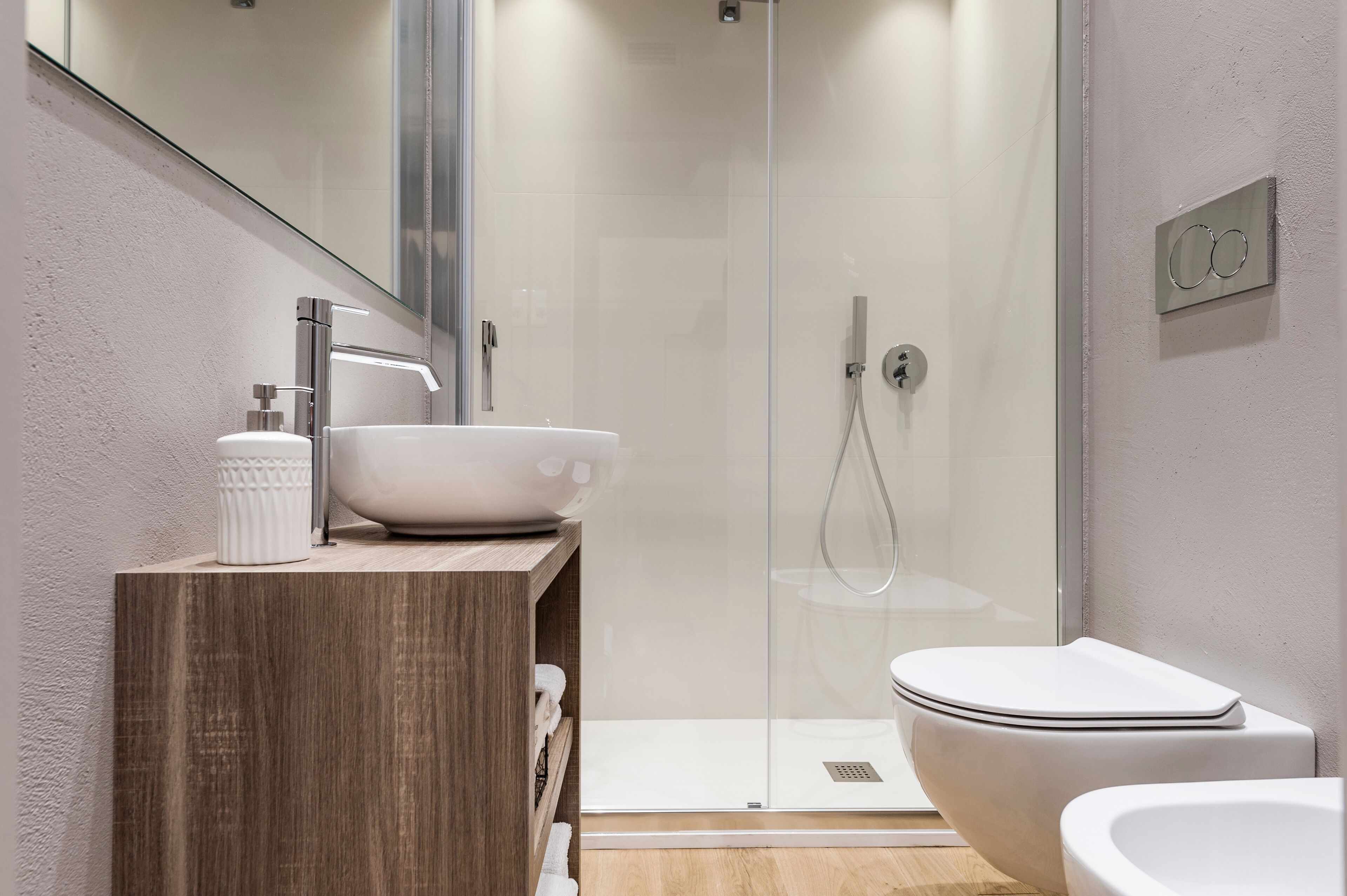 Standard-Apartment, 1 Schlafzimmer | Badezimmer | Dusche, Regendusche, Haartrockner, Bidet