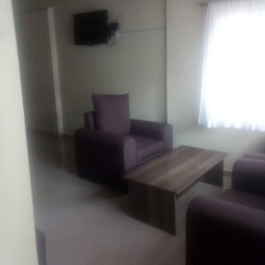 Standard Double Room | Desk, blackout drapes, free WiFi, bed sheets - Reed Hotel Annex (Ongata Rongai)