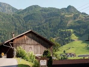 Exterior - Beautiful Apartment Near Mountains in Gerlosberg (Gerlosberg)