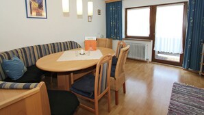 Unclassified image, 2 of 32, button - Beautiful Apartment in Ried im Zillertal With Mountain View (Ried im Zillertal)
