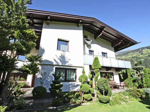 Apartment | Exterior
