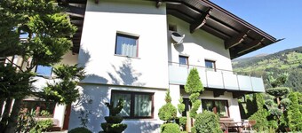 Chalet in Aschau Near Ski Bus & Zillertal Slopes