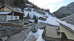 Exterior - Spacious Apartment in Solden Tyrol Near Ski Area Otztal (Laengenfeld)