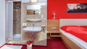 Apartment | Bathroom