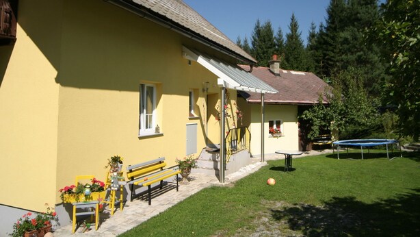Property grounds - Spacious Holiday Home in Tröpolach near Ski Area (Hermagor-Pressegger See)