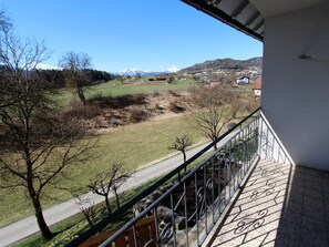 Balcony - Spacious Mansion With Garden in Köttmannsdorf (Kottmannsdorf)