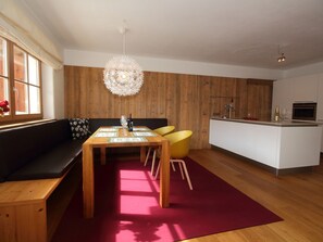 Dining - Cozy Apartment in Kirchberg in Tirol With Private Terrace (Kirchberg in Tirol)