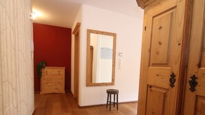 3 bedrooms, individually furnished, bed sheets - Cozy Apartment in Kirchberg in Tirol With Private Terrace (Kirchberg in Tirol)