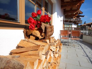 Apartment | Balcony - Cozy Apartment in Kirchberg in Tirol With Private Terrace (Kirchberg in Tirol)