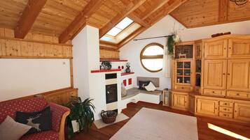 ุบุฑูุฉ ุงูู
ุนูุดุฉ