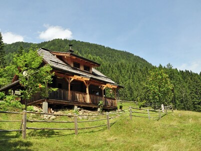 Chalet in Kolbnitz Near Ski Slopes