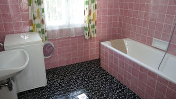 House | Bathroom