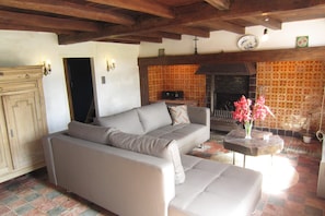 House | Living room