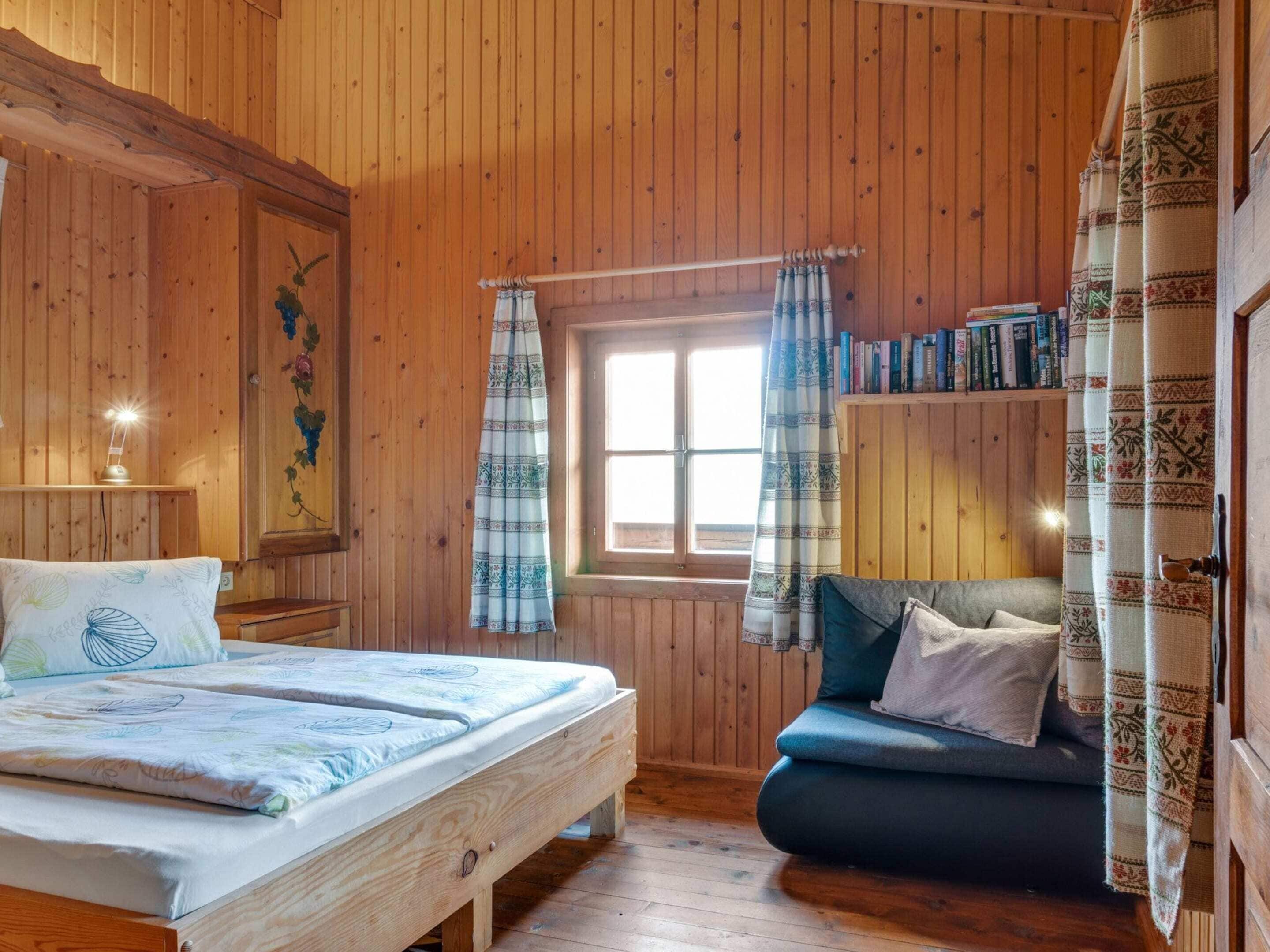 Chalet | 2 bedrooms, individually furnished, bed sheets