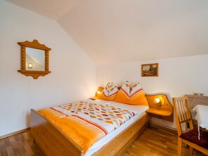 Apartment | 1 bedroom, individually furnished, bed sheets - Apartment in Tropolach Near Ski Lift (Hermagor-Pressegger See)