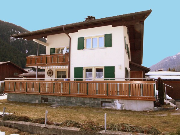 Exterior - Beautiful Apartment in Gortipohl With Parking (Sankt Gallenkirch)
