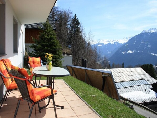 Balcony - Cosy Apartment in Vorarlberg With Mountain View (Bartholomaeberg)