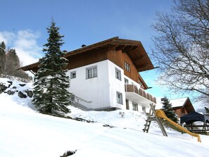 Exterior - Cosy Apartment in Vorarlberg With Mountain View (Bartholomaeberg)